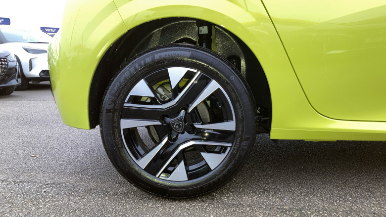 Peugeot 208 1.2 Hybrid 110 Allure 5dr e-DSC6 Petrol Hatchback